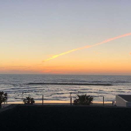 Beach Front Rooftop Apartment Tel Aviv Buitenkant foto